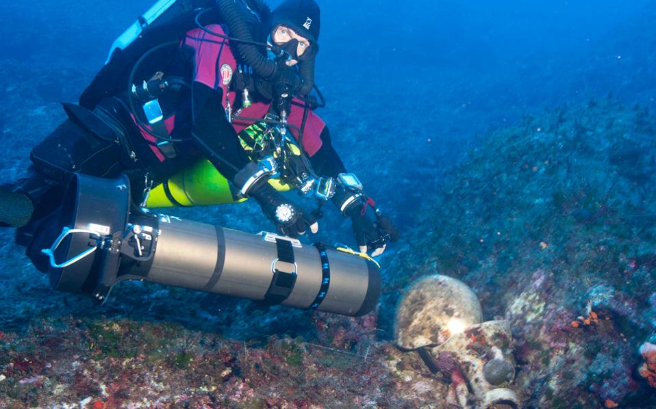 Ερευνούν και για δεύτερο ναυάγιο στα Αντικύθηρα