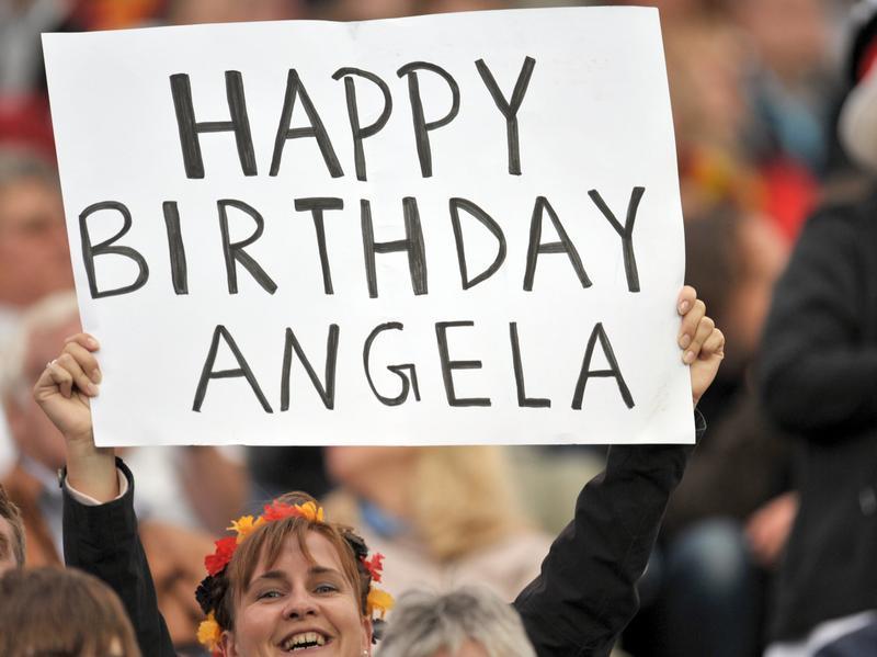 Η Μέρκελ “κλείνει” τα 60