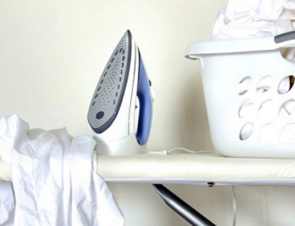 Πώς θα καθαρίσεις ένα βρώμικο σίδερο;