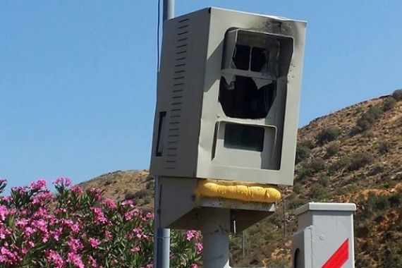 ΦΩΤΟ-Πυροβόλησαν κάμερες της τροχαίας στην Κρήτη