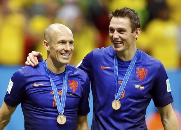 Ρόμπεν: Πώς είναι δυνατόν να υπάρχει αυτός ο άνθρωπος σε Παγκόσμιο Κύπελλο;