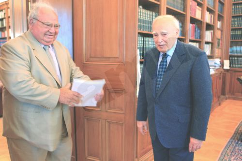 Ρακιντζής: “Το Δημόσιο συμμαζεύεται”