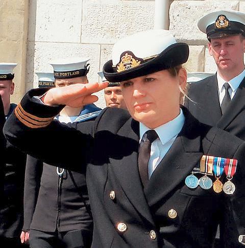 “Ροζ” σκάνδαλο με γυναίκα κυβερνήτη