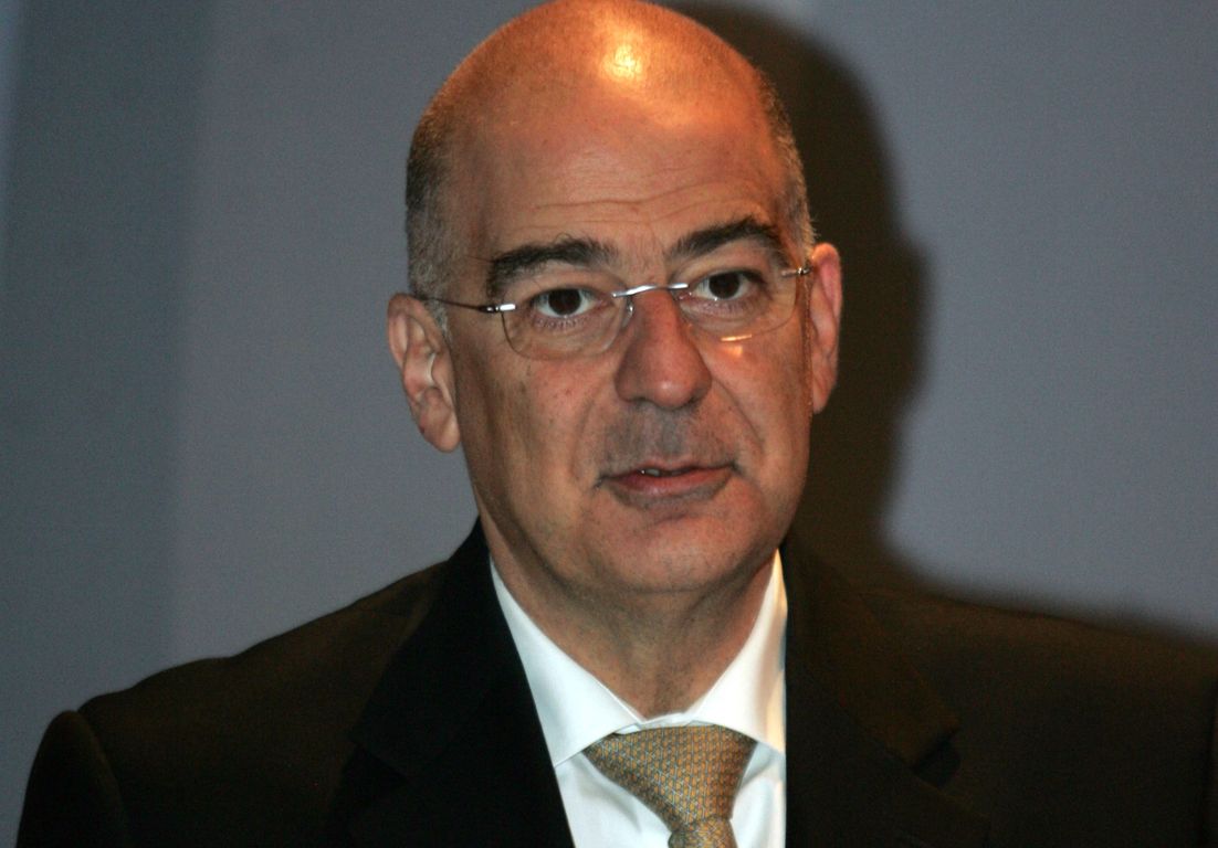 Λύση στο θέμα των “κόκκινων” δανείων ζητά η τρόικα