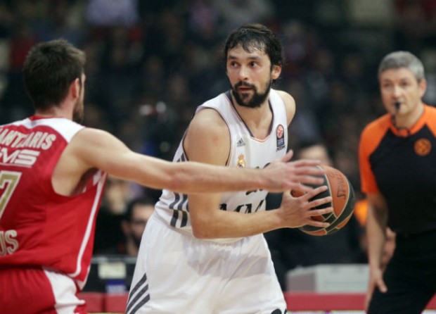 Στη Σαντορίνη ο Γιουλ