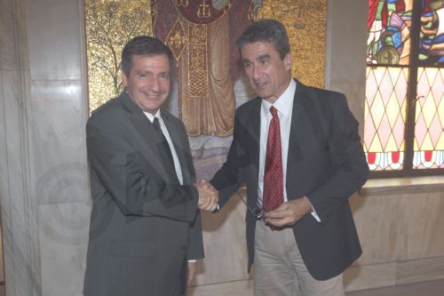 Για τη φύλαξη των σχολείων και τη σίτιση των μαθητών συζήτησαν οι Λοβέρδος-Καμίνης