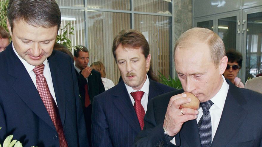 “Φάτε μήλα κατά του Πούτιν”