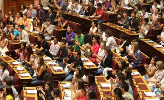 Αλλαγές στη Βουλή των εφήβων