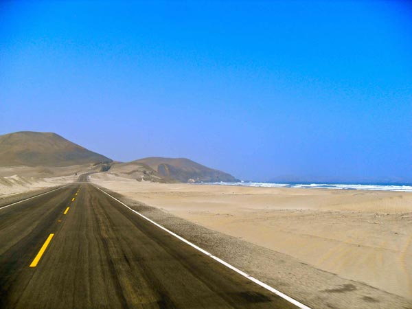 perierga.gr - Αυτός είναι ομεγαλύτερος δρόμος του κόσμου!