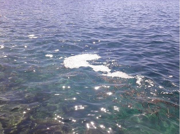 Λύματα στη θαλάσσια περιοχή των Περιβολίων