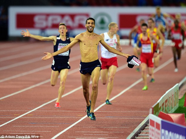 Δεν μετανιώνει για τον πανηγυρισμό