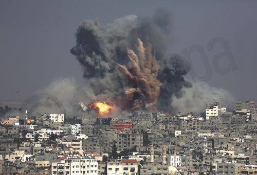 Το Λονδίνο επανεξετάζει τις εξαγωγές όπλων στο Ισραήλ