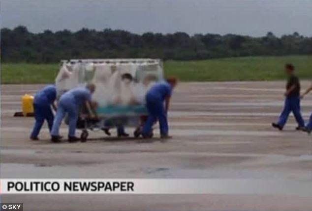 Ειδικός του ΠΟΥ μολύνθηκε από Έμπολα