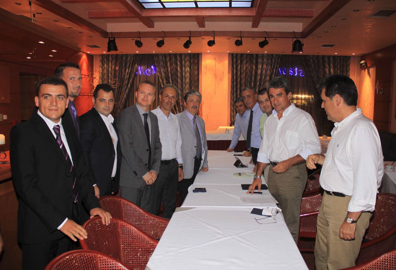 Λοβέρδος: Όλα τα σχολεία να είναι με δασκάλους και βιβλία