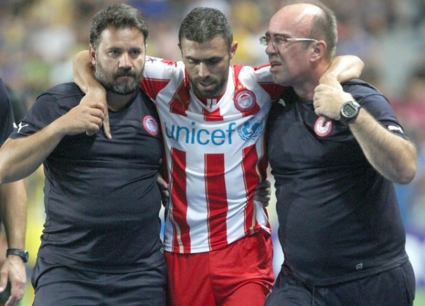 Αγωνία για Μανιάτη, στο νοσοκομείο ο Εντινγκά