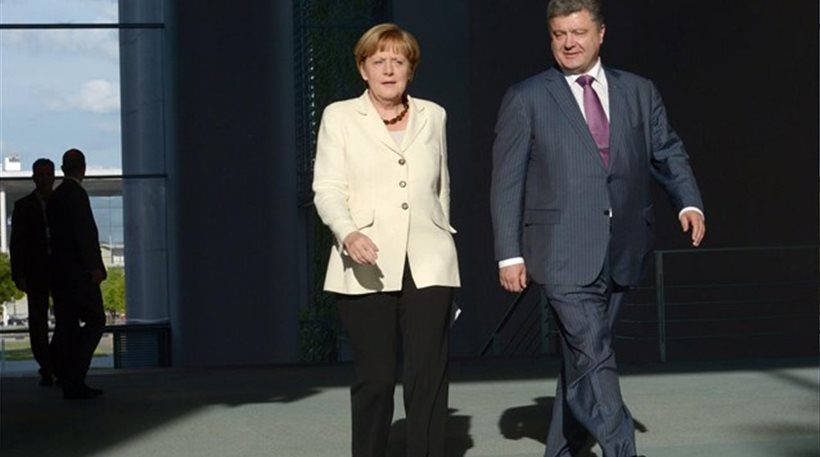 Τηλεφωνική επικοινωνία Μέρκελ-Ποροσένκο