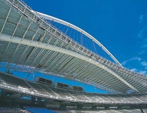 “Η στέγη Καλατράβα έγινε με άδεια πέργκολας”