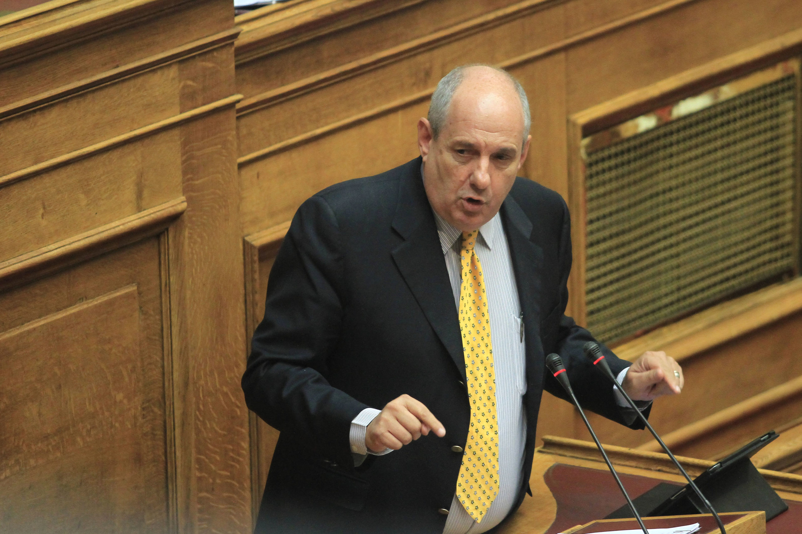 Κουίκ: Καλύτερα να σκέφτονται το πώς θα φύγουν