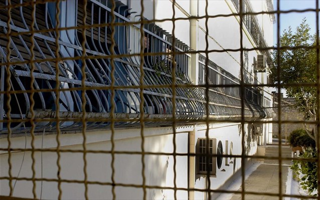 Κορυδαλλός-Kρατούμενες αρνούνται να μπουν στα κελιά τους