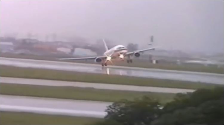 ΒΙΝΤΕΟ-Προσγειώσεις αεροπλάνων που προκαλούν τρόμο