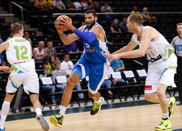 Νίκη για την βελτιωμένη Εθνική