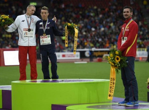 ΒΙΝΤΕΟ-Πρωταθλητής Ευρώπης στο… δεύτερο σκαλί του βάθρου