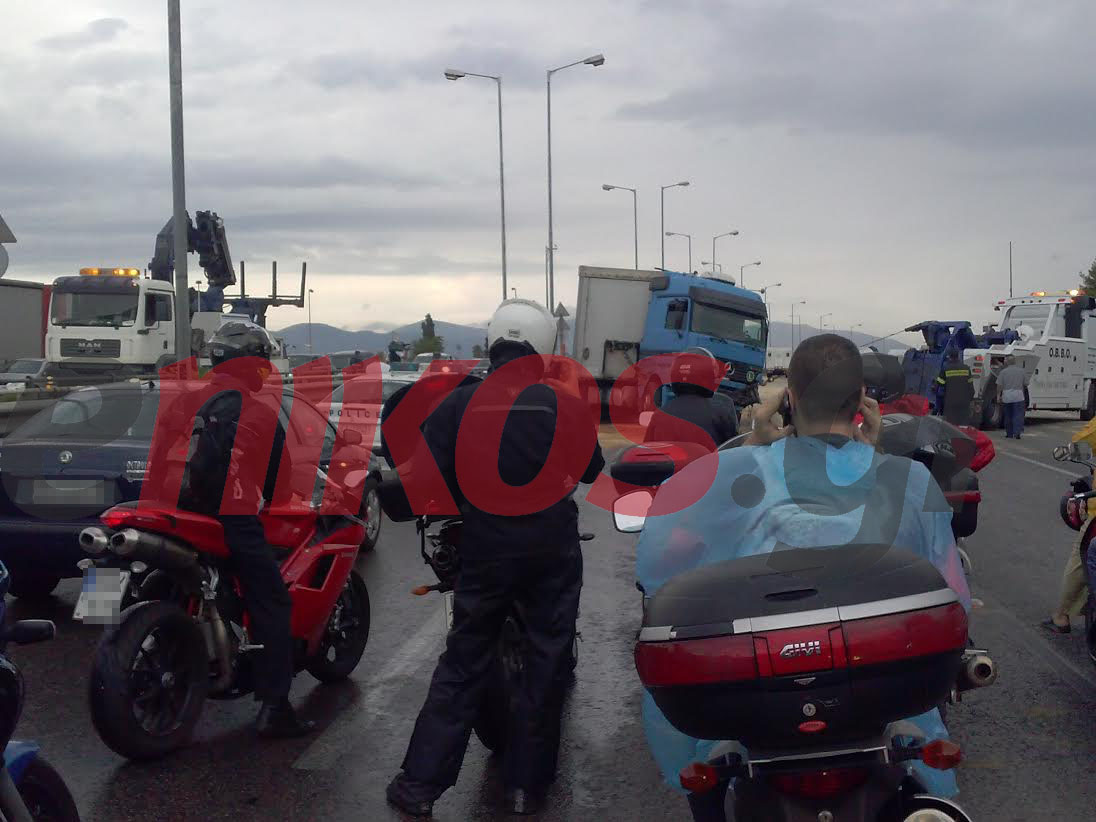 Νέα φωτογραφία και βίντεο από το τροχαίο στον Κηφισό