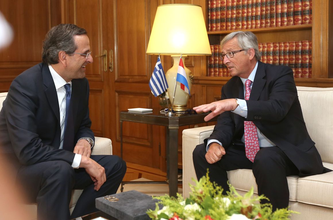 Σε εξέλιξη η συνάντηση του Σαμαρά με τον Γιούνκερ