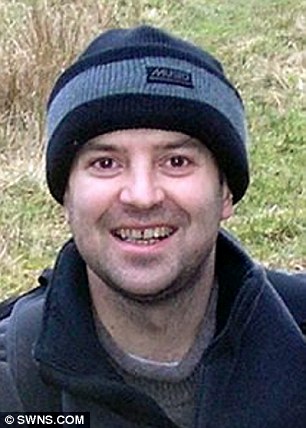 Είχε ένα έντομο στο αυτί του για 3 ημέρες