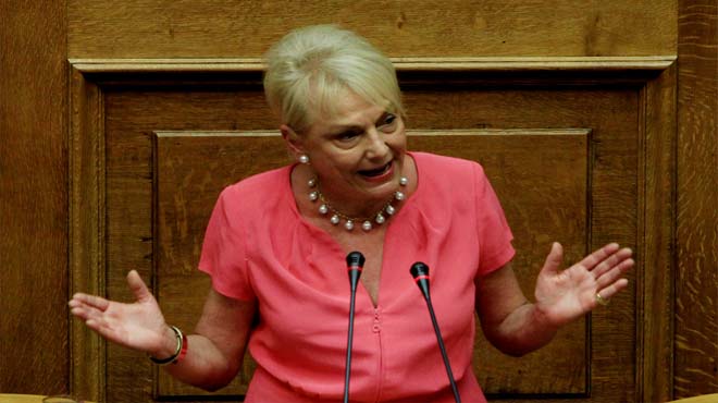 ΦΩΤΟ-Ο “Ελληνάρας” με το τζιπ που έκανε έξαλλη την Πιπιλή