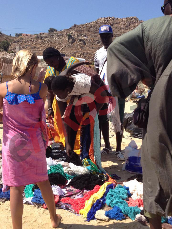 ΦΩΤΟ-Το παρεμπόριο πήγε…παραλία