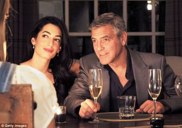 ΦΩΤΟ-Η αναγγελία του γάμου του George Clooney