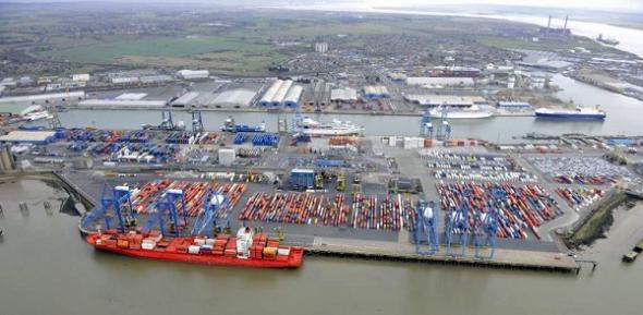 Βρετανία-Εντοπίστηκαν 13 παιδιά από το Αφγανιστάν μέσα σε κοντέινερ