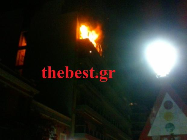 ΤΩΡΑ-Πάτρα-Φωτιά σε διαμέρισμα