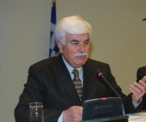 Σουλαδάκης: “Θέτω ζήτημα αλλαγής πολιτικής διαχείρισης στο ΠΑΣΟΚ”