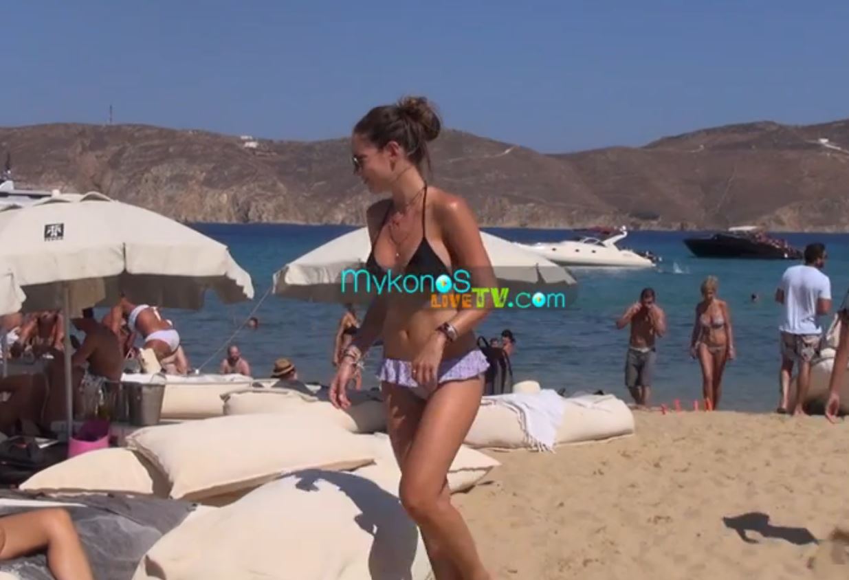 ΒΙΝΤΕΟ-Η Οικονομάκου στην παραλία