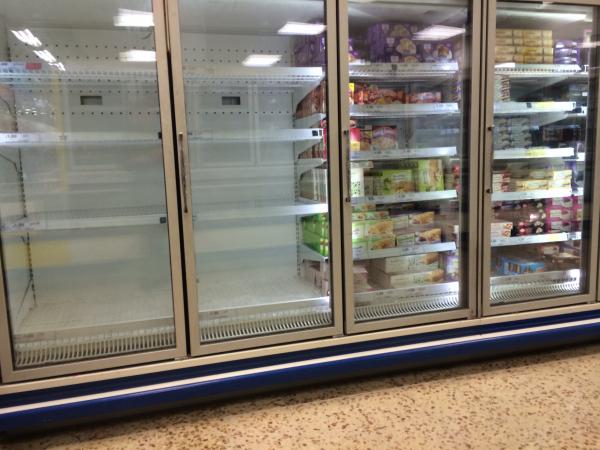 Ξέμειναν από πάγο τα σουπερμάκετ λόγω Ice Bucket Challenge