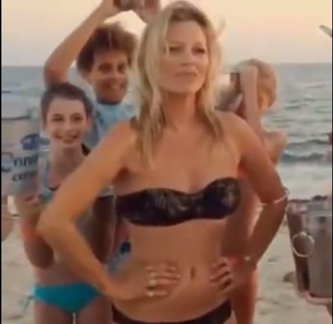 BINTEO-To μπουγέλωμα της Μος