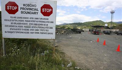 Τραυματισμός Σέρβου αστυνομικού στο Κόσοβο