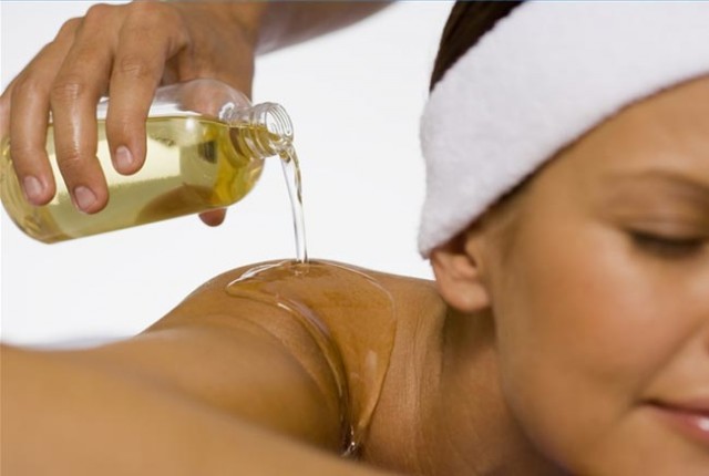 Διώξε μόνη σου τις ρυτίδες του λαιμού