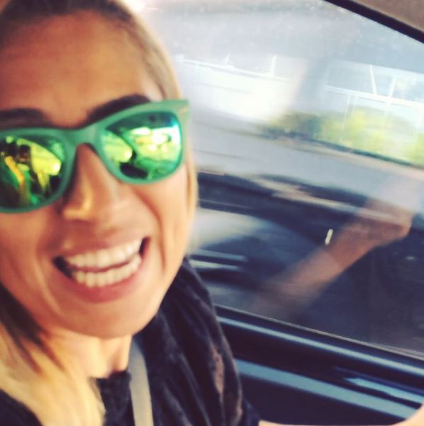 BINTEO-Tι τραγουδάει η Ηλιάκη;