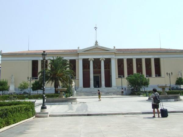 Επεισοδιακή αλλαγή πρυτανείας στο Πανεπιστήμιο Αθηνών