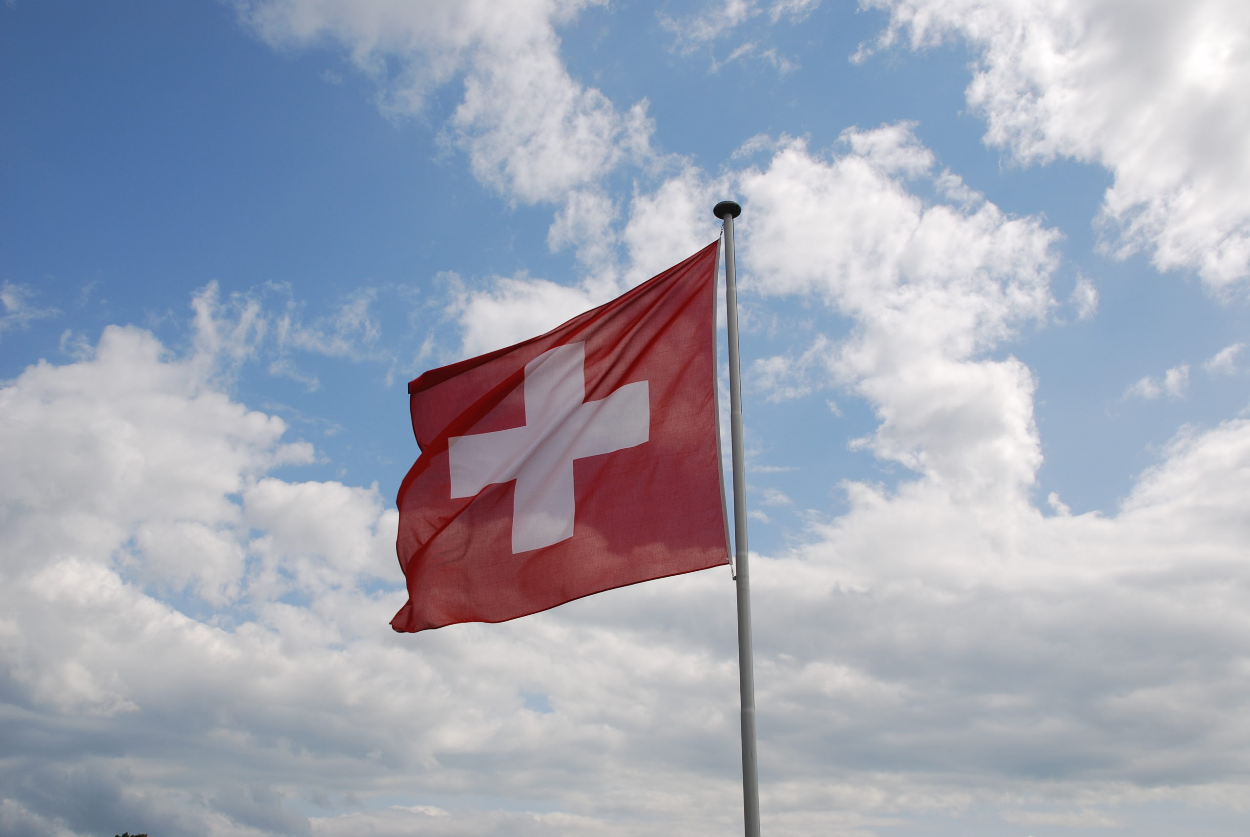 Ελβετία-Ένας νεκρός από πυροβολισμούς σε τζαμί