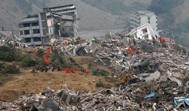 400 νεκροί από τον σεισμό στην Κίνα