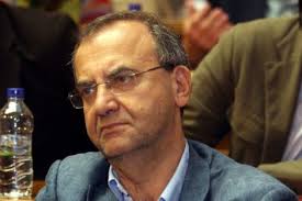 Στρατούλης: “Οι άνεργοι θέλουν δουλειές και όχι δούλεμα”