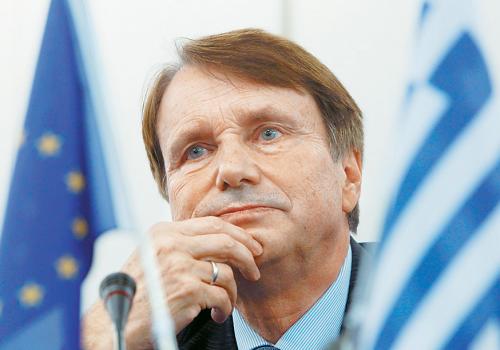 H Task Force αλλάζει τους δήμους