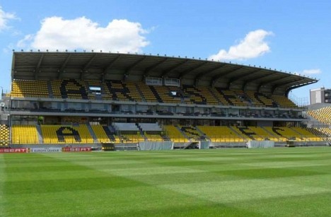 Κατάληψη των γραφείων της ΠΑΕ Άρης από οπαδούς