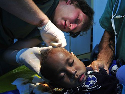 Νιγηρία-Οι γιατροί ανέστειλαν την απεργία τους εξαιτίας του ιού Έμπολα