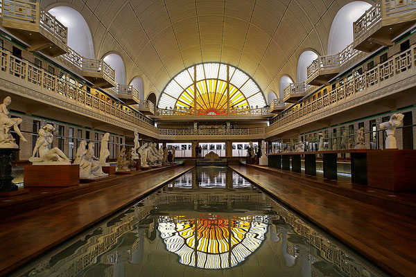 ΦΩΤΟ-Η πισίνα που έγινε μουσείο