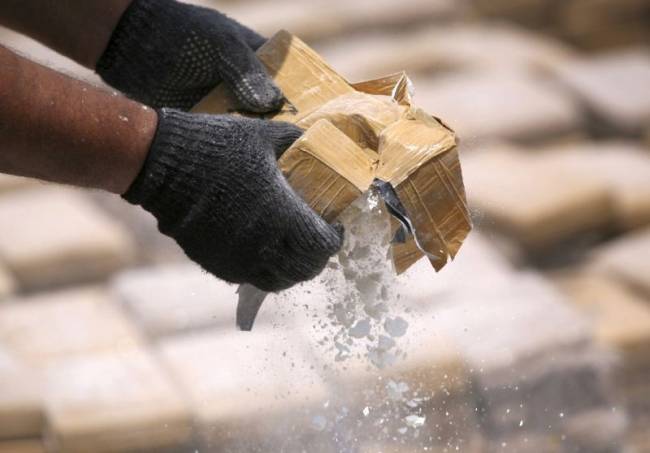 Εντόπισαν 8 κιλά κοκαΐνης σε αεροδρόμιο